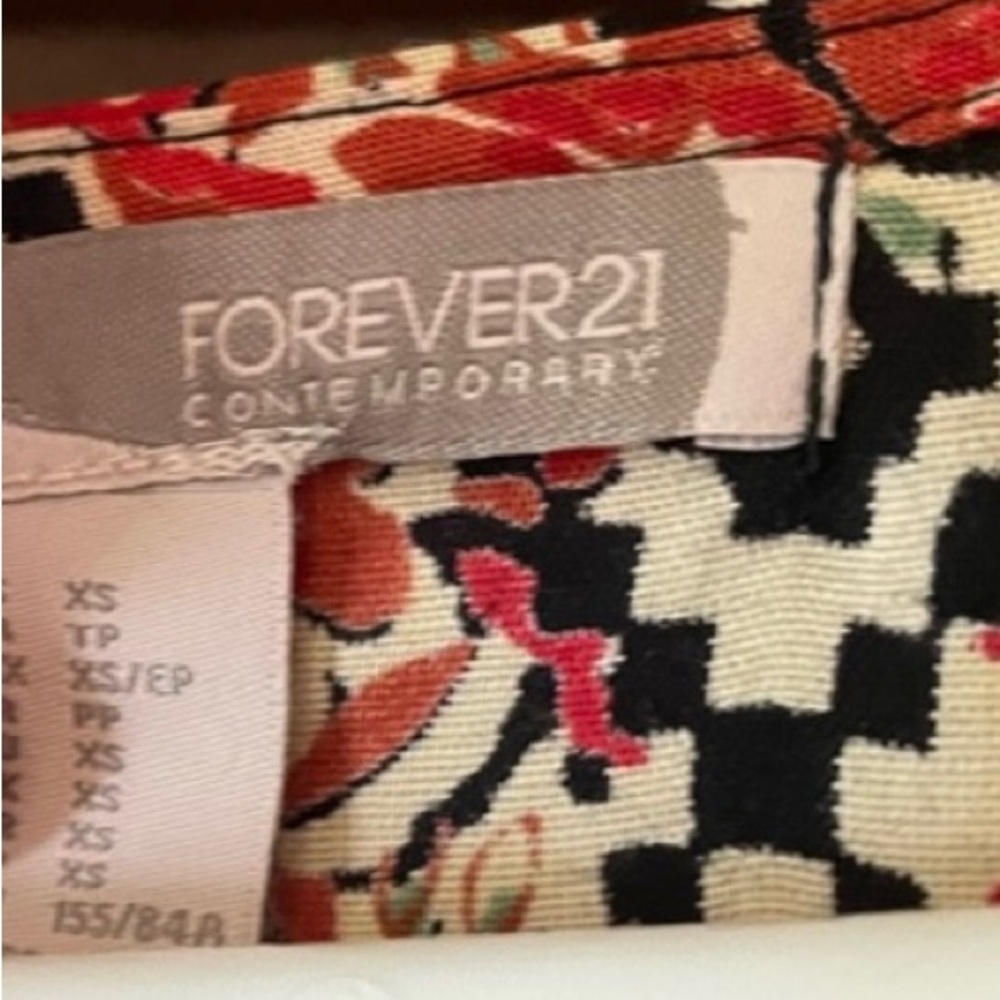 💗Forever 21 Hot Pink Bohemian Floral Rose Print Cardigan Kimono Size X-Small💗 - Picture 5 of 5